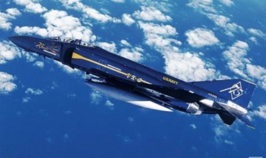  Сборная модель 07355 Hasegawa Самолет F-4S Phantom II 