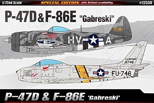 Сборная модель 12530 Academy Самолеты P-47D и F-86E Gabreski (2 в 1) 