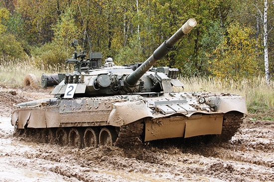 09525 Trumpeter Российский танк Т-80У 1/35