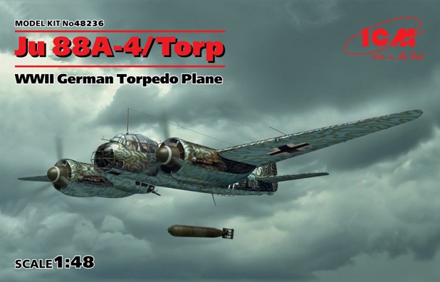 Сборная модель 48236 ICM Германский бомбардировщик-торпедоносец Ju 88A-4/Torp 