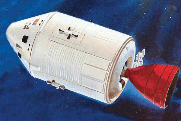 04831 Revell Американский космическийкорабль "Apollo Command Module" Масштаб 1/100