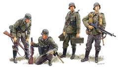 6281 Dragon Немецкие солдаты Germania Regiment (France 1940) Масштаб 1/35