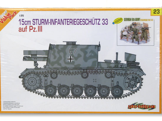 Сборная модель 9123 Dragon 15cm Sturm-Infanteriegeschutz 33 Ausf. Pz III 