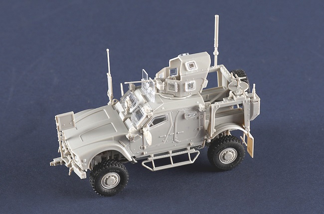 07413 Trumpeter Бронеавтомобиль M1240 M-ATV MRAP 1/72